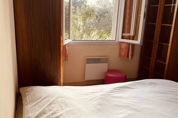 Location de vacances pour 12 personnes, avec jardin et terrasse à Sainte-Cécile-les-Vignes - 3