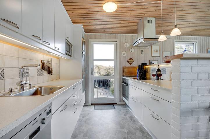 Nice home in Oksbøl w/ Wifi and 3 Bedrooms in Grærup, Varde