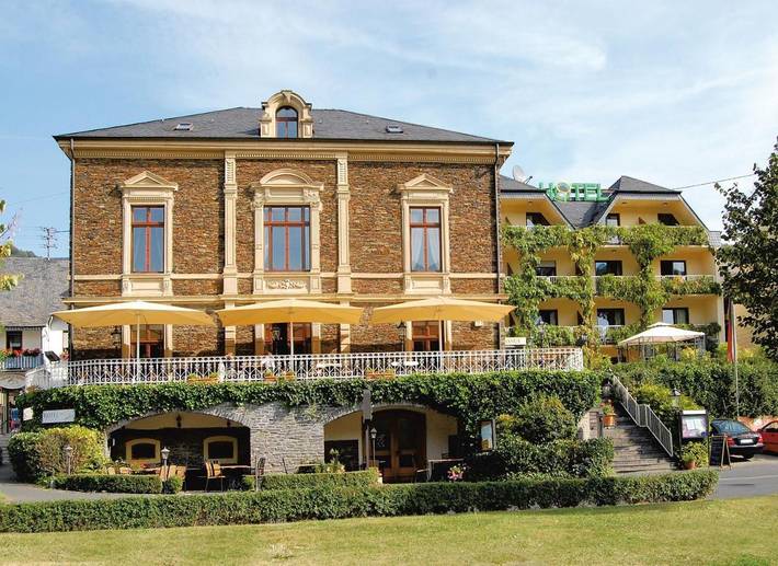 Hotel für 3 Personen, mit Ausblick und Pool sowie Terrasse und Sauna, mit Haustier in Zeltingen-Rachtig