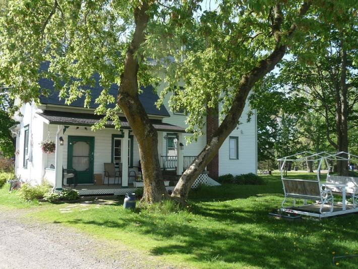 Location de vacances pour 8 personnes, avec terrasse et piscine dans Trois-Rivières (Canada) - 4