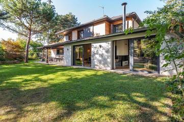 Cottage pour 9 personnes, avec piscine et jardin à Saint-Didier-au-Mont-d'Or
