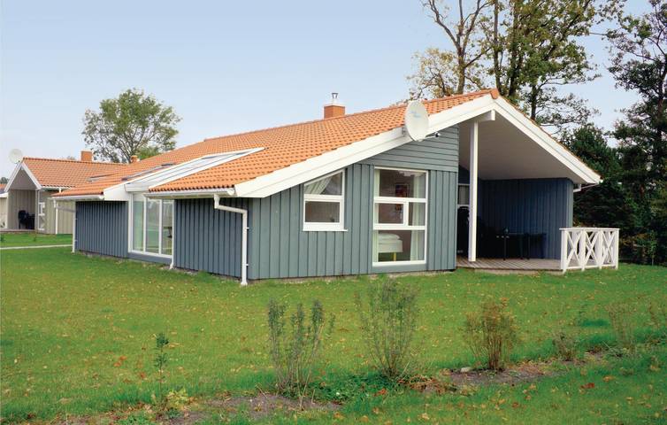 Ferienhaus für 12 Personen, mit Garten und Terrasse sowie Sauna und Whirlpool
