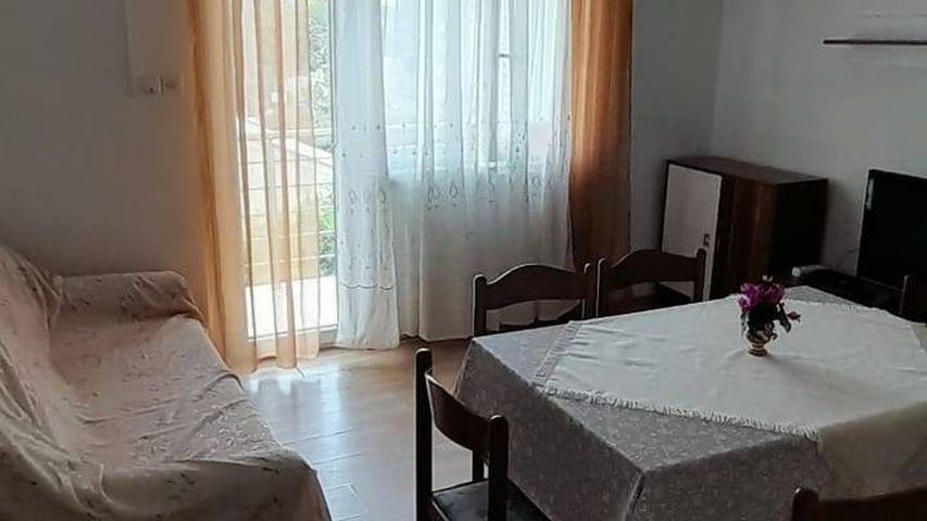 Ferienwohnung für 4 Personen, mit Terrasse auf Rab - 2