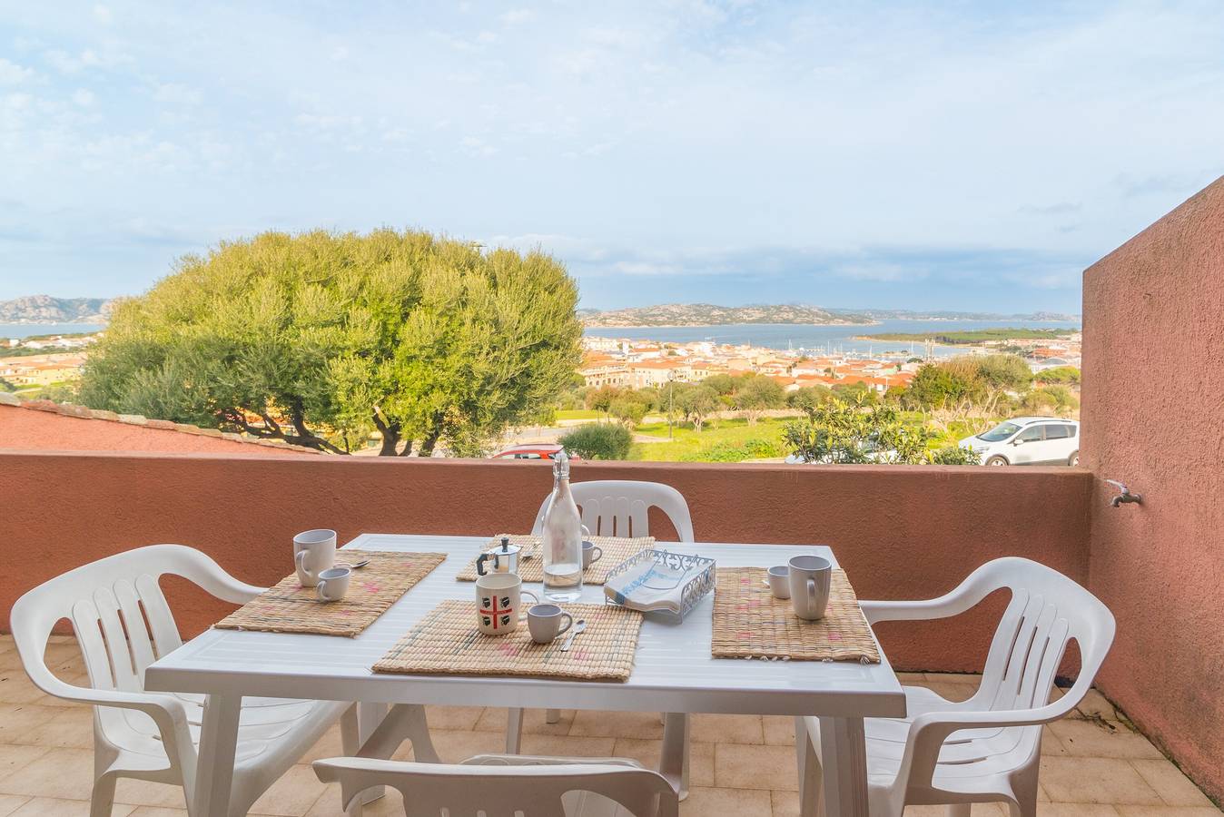 Ganze Wohnung, Palau: 3-Zimmer-Wohnung mit Meerblick und Garten in Palau (dorf), Palau (Sardinien)