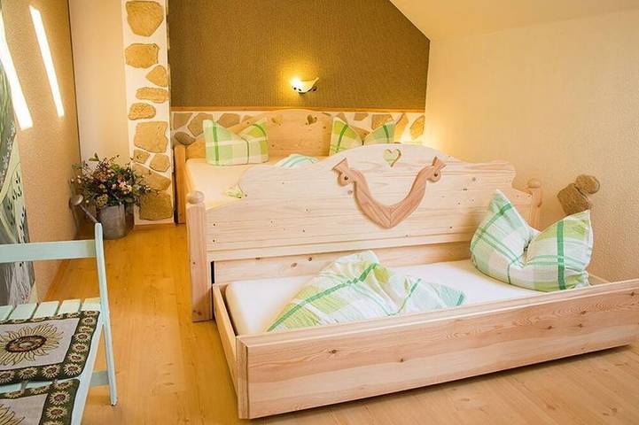 Ferienwohnung für 5 Personen, mit Garten und Balkon in Byhleguhre-Byhlen - 2