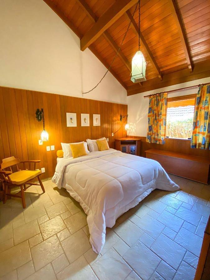 Hotel para 2 pessoas, com jardim e terraço e ainda piscina and sauna em Monte Verde