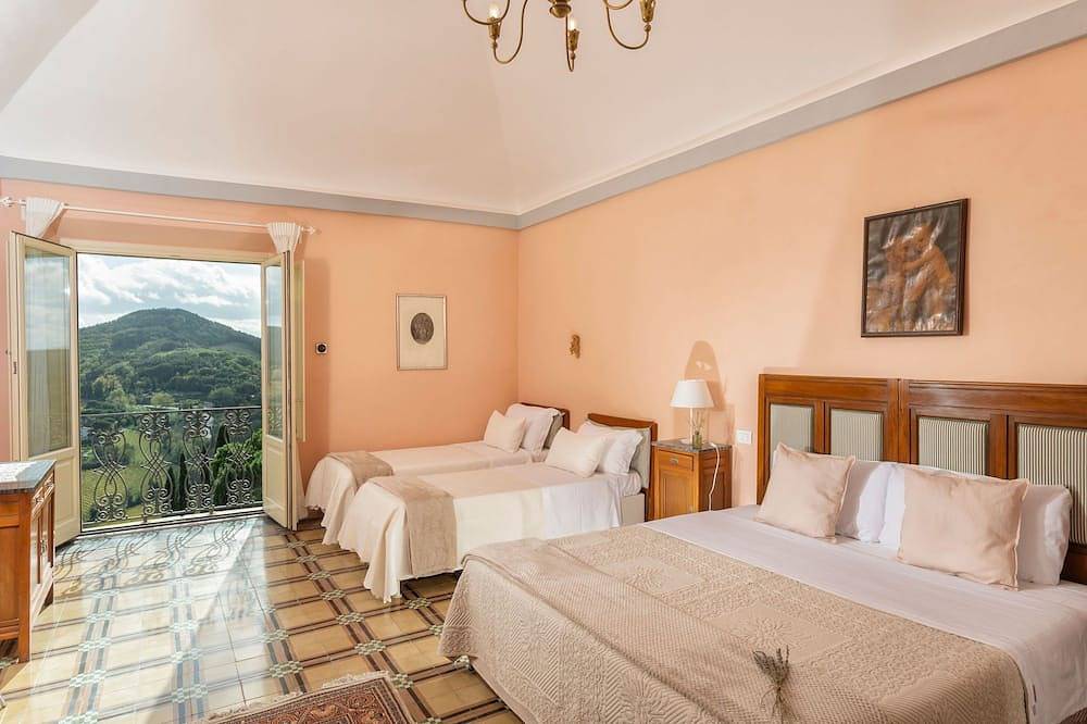 Apartamento entero, Amazing Attic in Montepulciano, 10 people, w/view on San Biagio in Montepulciano, Provincia de Siena