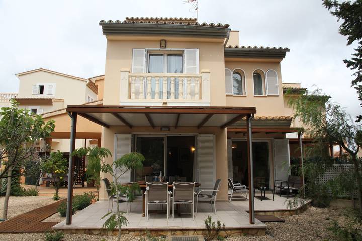 Location de vacances pour 6 personnes à Cala Bona