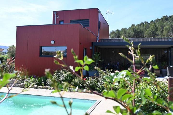 Gîte pour 2 personnes, avec jardin et piscine à Gardanne - 3