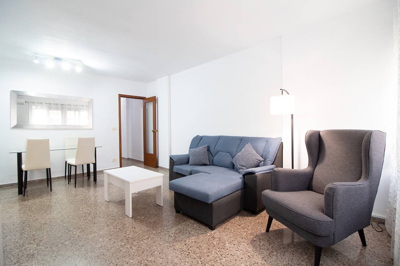 Ganze Wohnung, Global Vacacional: Práctico apartamento para 6 personas en Puerto Sagunto in Port de Sagunt, Sagunto