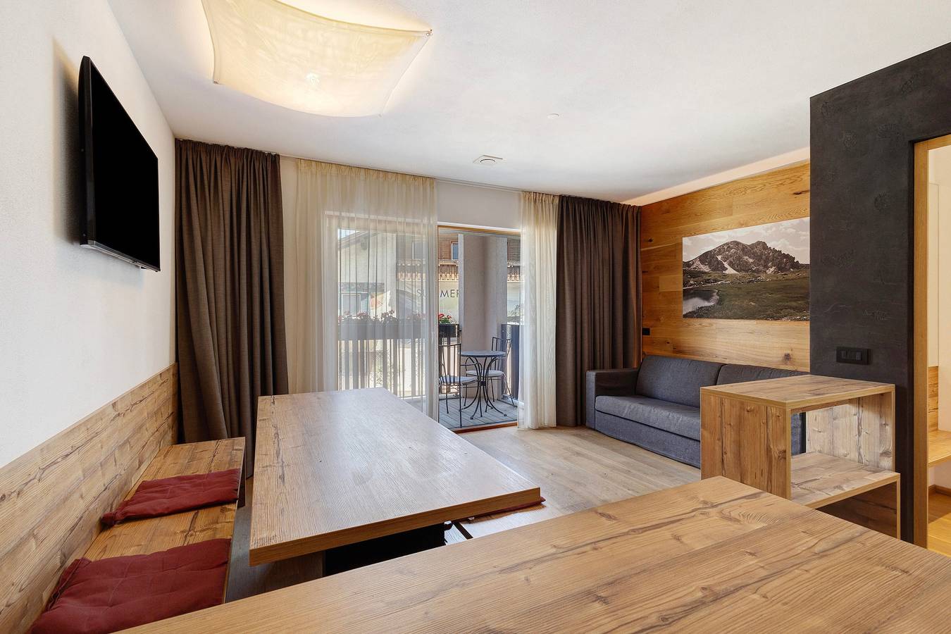 Ganze Wohnung, Ferienwohnung 'Villa Kriendl Nr 2 Hochalm ' mit Bergblick, Gemeinschaftsgarten und Wlan in Mitterolang, Olang