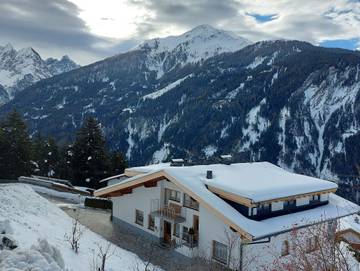 Ferienwohnung für 6 Personen, mit Balkon und Garten in Kaunertal