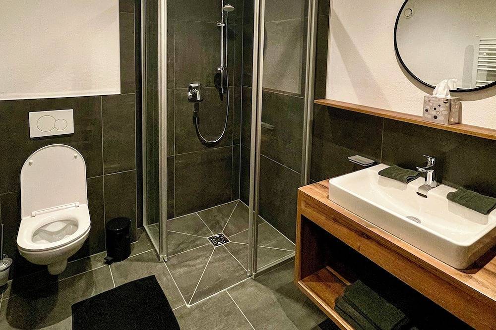 Ganze Wohnung, Familienappartement mit eigener Terrasse in Gerlos, Zillertaler Alpen