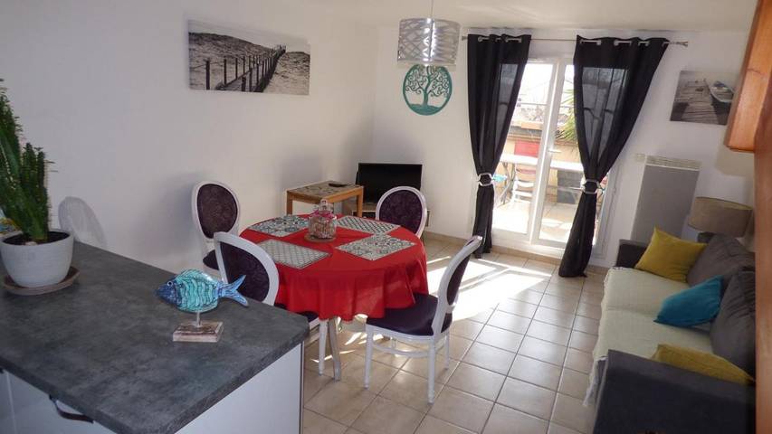 Gîte pour 5 personnes, avec piscine et terrasse dans Office De Tourisme De Narbonne Plage - 3