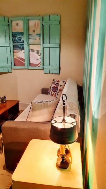 Gîte pour 4 personnes, avec balcon dans Érétrie