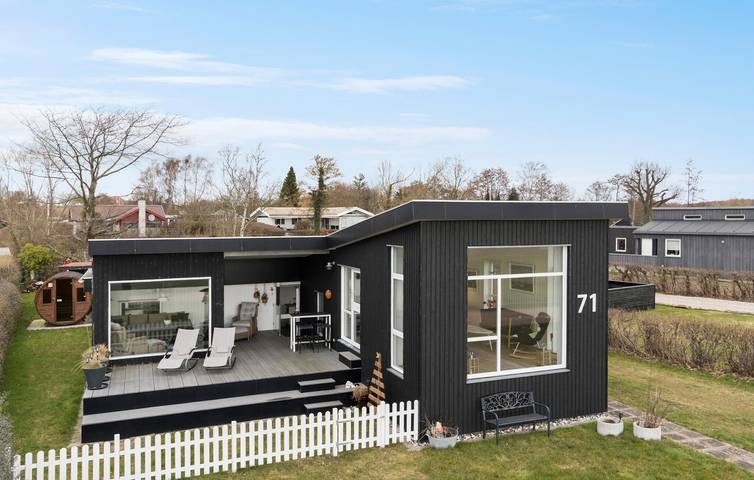Ferienhaus für 8 Personen, mit Terrasse und Garten sowie Sauna in Hejsager Strand - 2