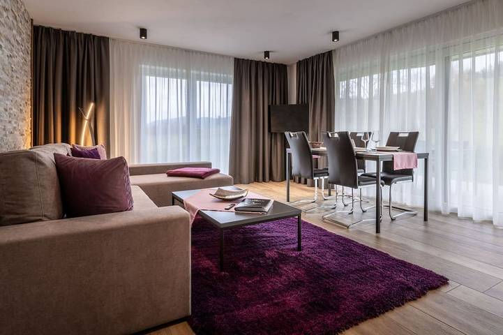 Bauernhof für 8 Personen, mit Pool und Balkon am Forggensee