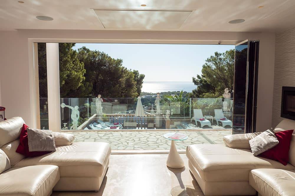 Fantastische Villa mit Swimmingpool, Meerblick, Fitnessstudio,  Whirlpool, Freiluft-Bar & Grill in Bendinat, Calvià