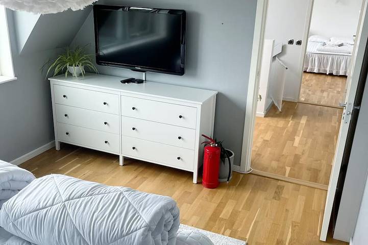Bright house near beach & center + free parking in Väster, Malmö