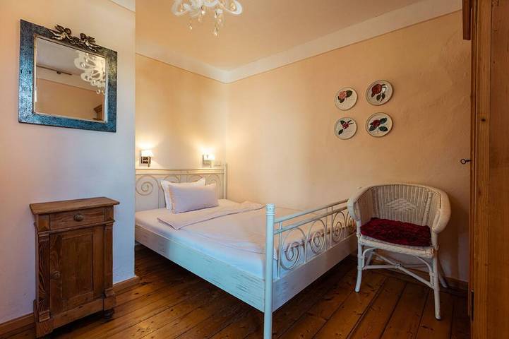 Ferienhaus für 8 Personen, mit Garten und Whirlpool sowie Pool in Senheim - 3