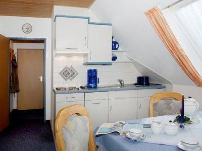 Ferienwohnung für 3 Personen, mit Garten und Balkon, kinderfreundlich in Neuharlingersiel - 4