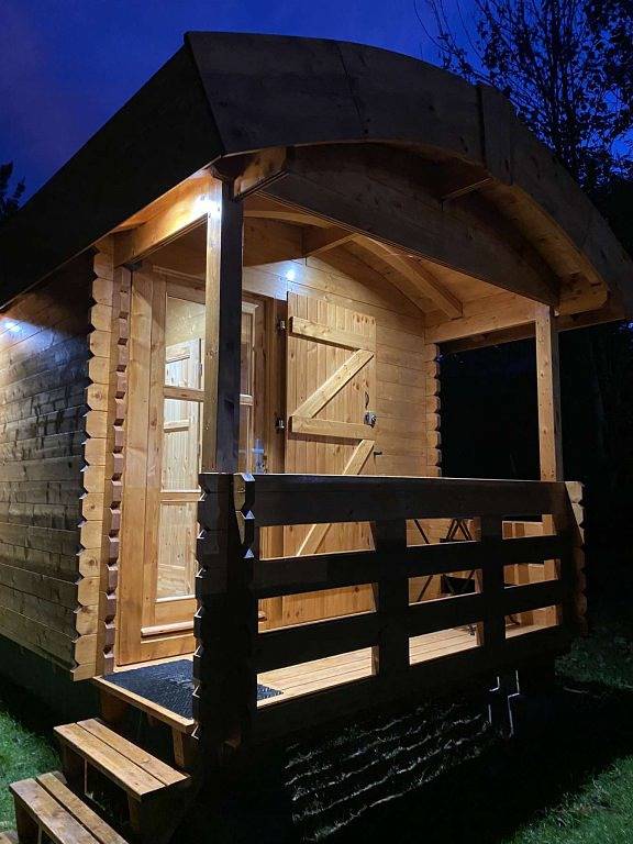 Gîte pour 2 personnes, avec jardin et jacuzzi dans Arrest - 2