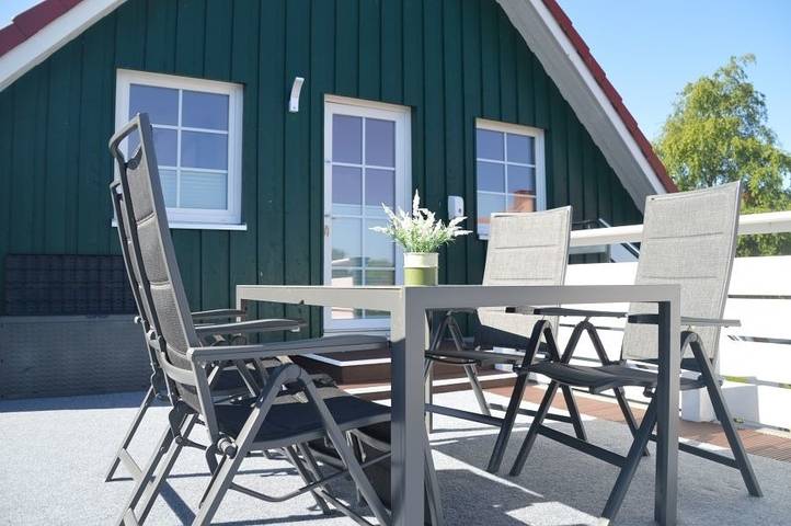 Ferienwohnung für 2 Personen, mit Balkon und Terrasse in Stakendorf