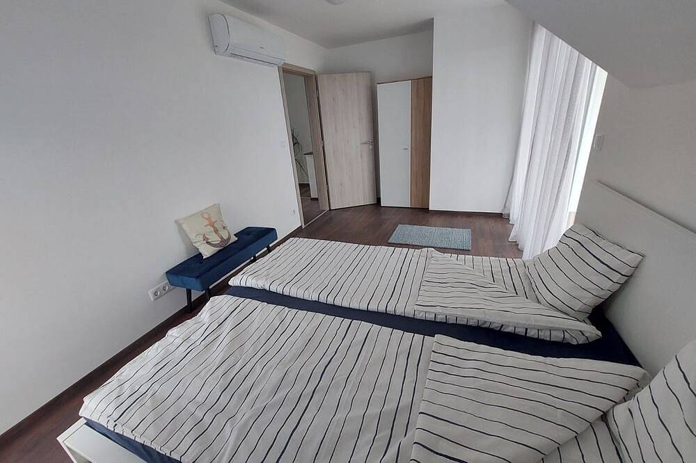 Vitorlás apartman 1 in Balatonszarszo, Plattensee Südufer