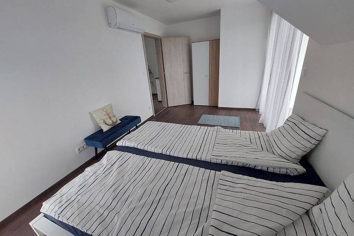 Ferienhaus für 6 Personen, mit Balkon und Whirlpool sowie Garten am Balaton - 3