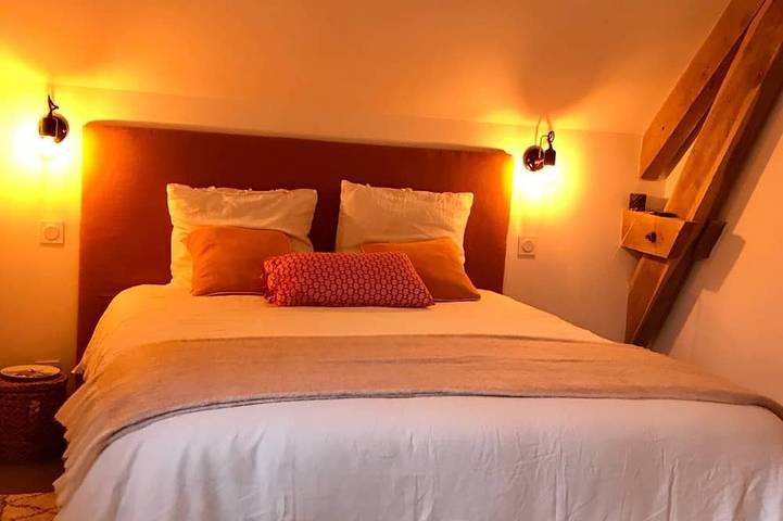 Location de vacances pour 8 personnes, avec terrasse et jardin, animaux acceptés à Viam - 4