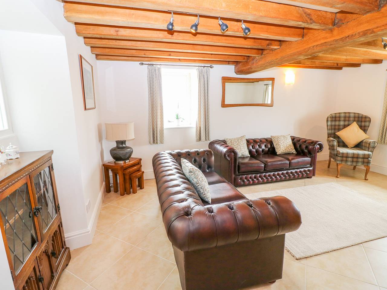 Woodthorpe Cruck Cottage in Derbyshire