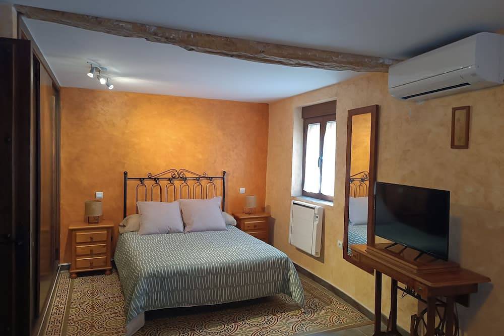 Ideal to disconnect in a unique natural environment. in Guadalajara Province