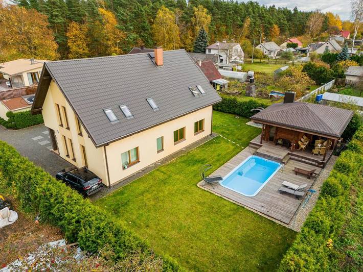 Holiday rental for 15 people, with Hot tub and Terrace as well as Garden and Pool in Riga
