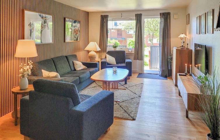 Ganze Ferienwohnung, Ferienwohnung für 6 Personen mit Terrasse in Hylte, Halland