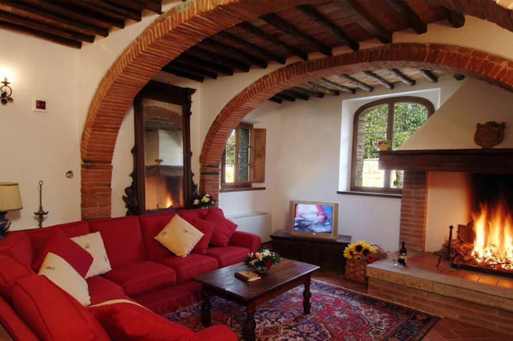 Splendid farmhouse in the heart of the Val d'Orcia in Pienza, Orciatal