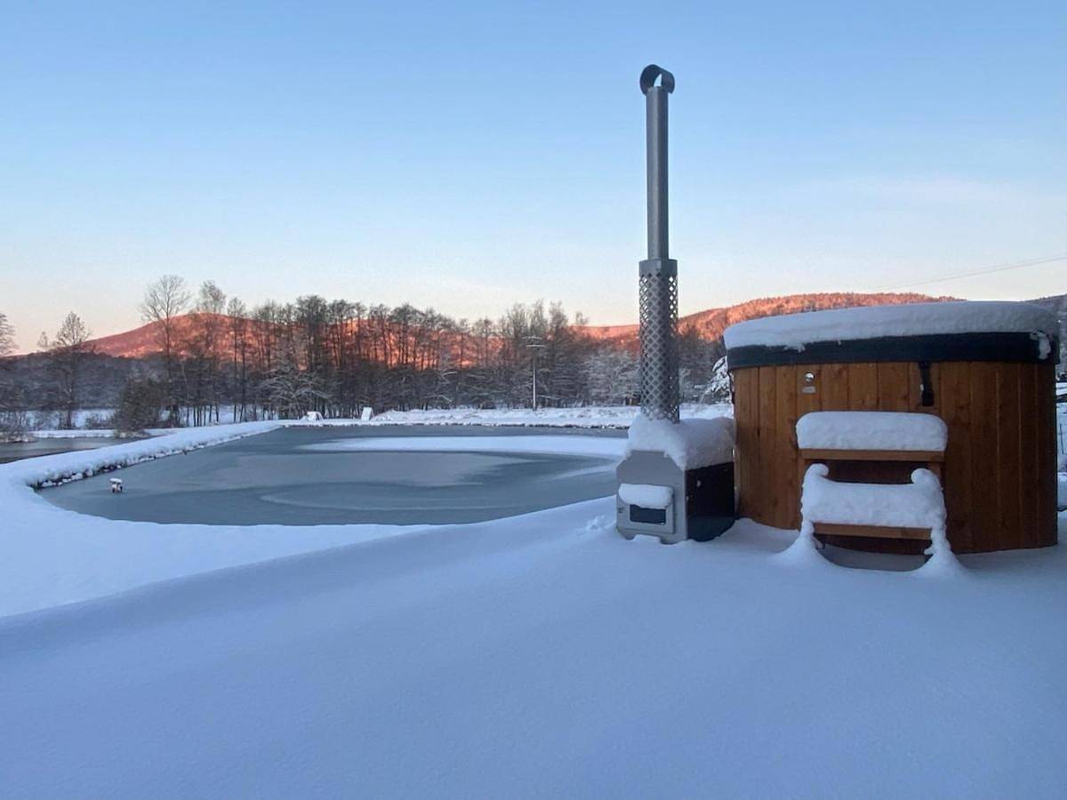 Gîte en pleine nature avec sauna et bain nordique in Sainte-Famille, Parc naturel régional des Ballons des Vosges