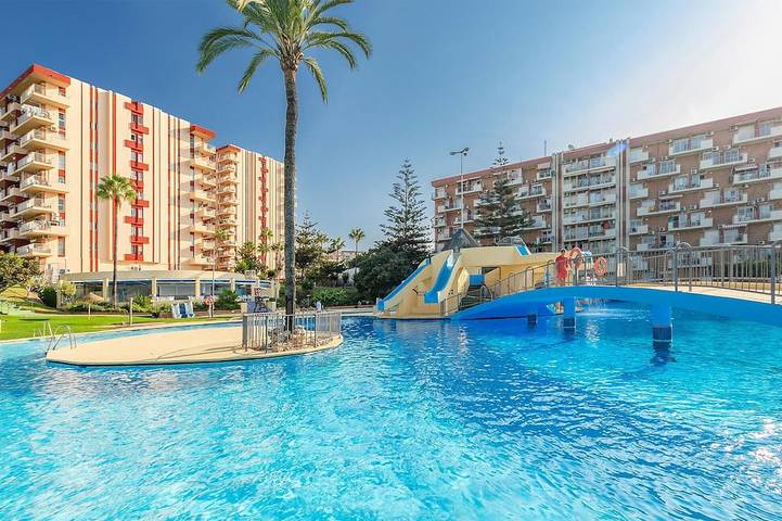 Vacation rental for 3 people, with Pool in Benalmádena