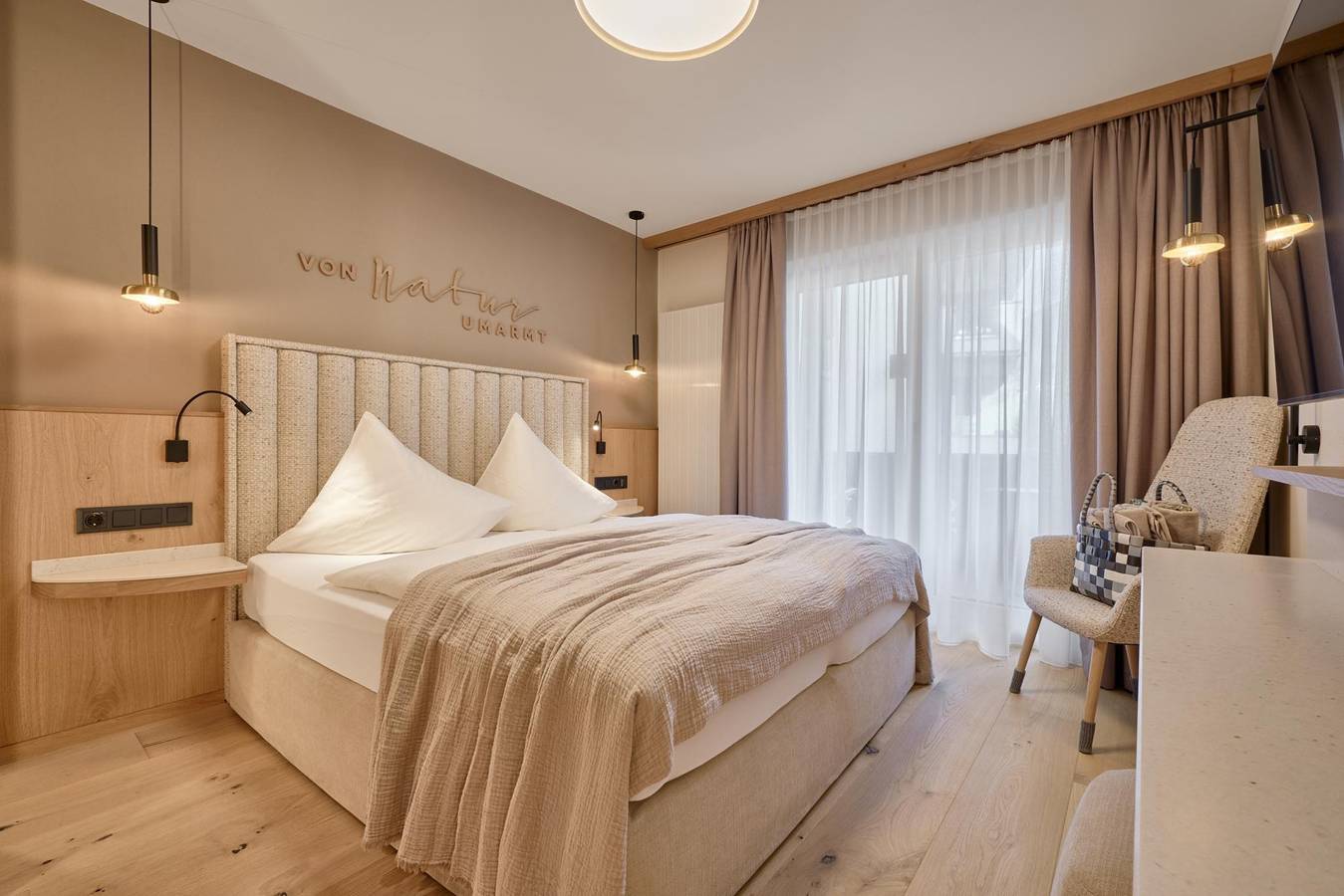 Cosy Doppelzimmer Steinkogel Frühstück ab 7 Nä in Stubaier Alpen, Neder