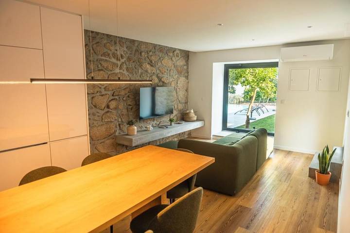 Casa rural para 8 personas, con Balcón y Terraza además de Jardín y Piscina en Vale de Cambra - 2