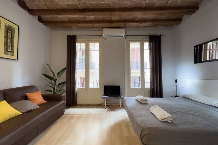 Apartamento para 3 personas, con balcón en Gracia