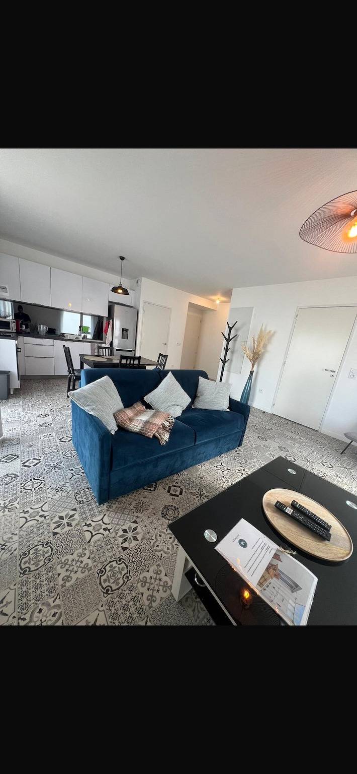 Entire apartment, La tour carrée, t2 avec parking in La Rochelle, La Rochelle region