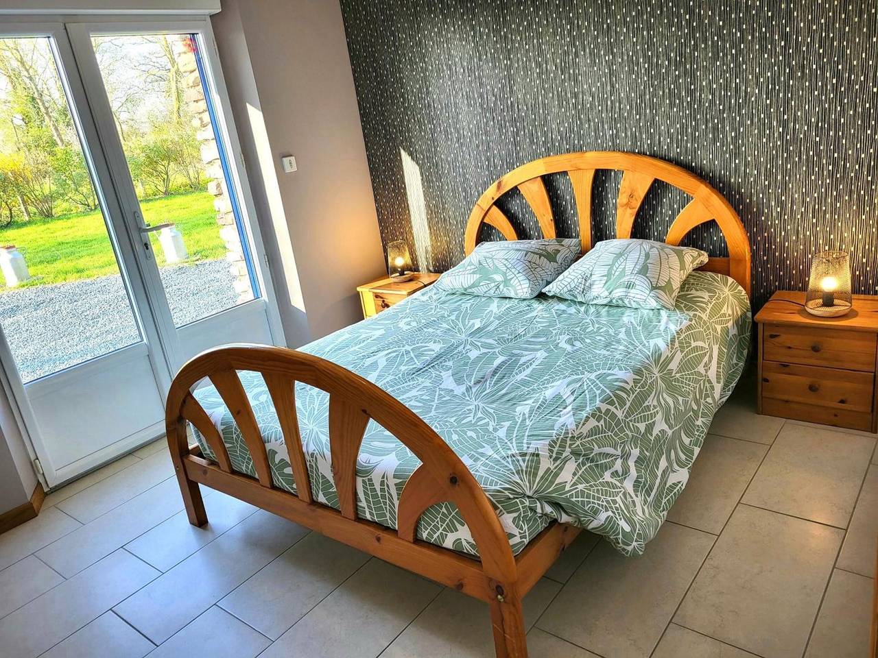 Holiday Home 'L'abri-côtier Entre Terre Et Mer' with Private Terrace and Private Garden in Geffosses, Coutances