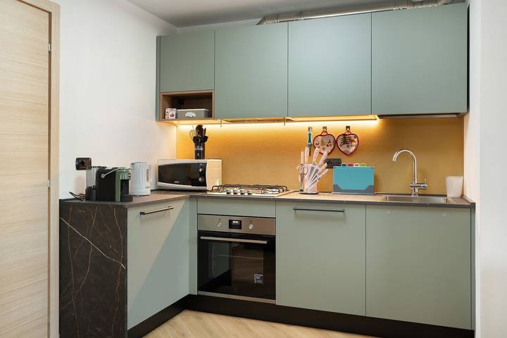 Entire apartment, Apartment "Casa Picchio" with Mountain View and Balcony in San Bernardo (Rabbi), Rabbi
