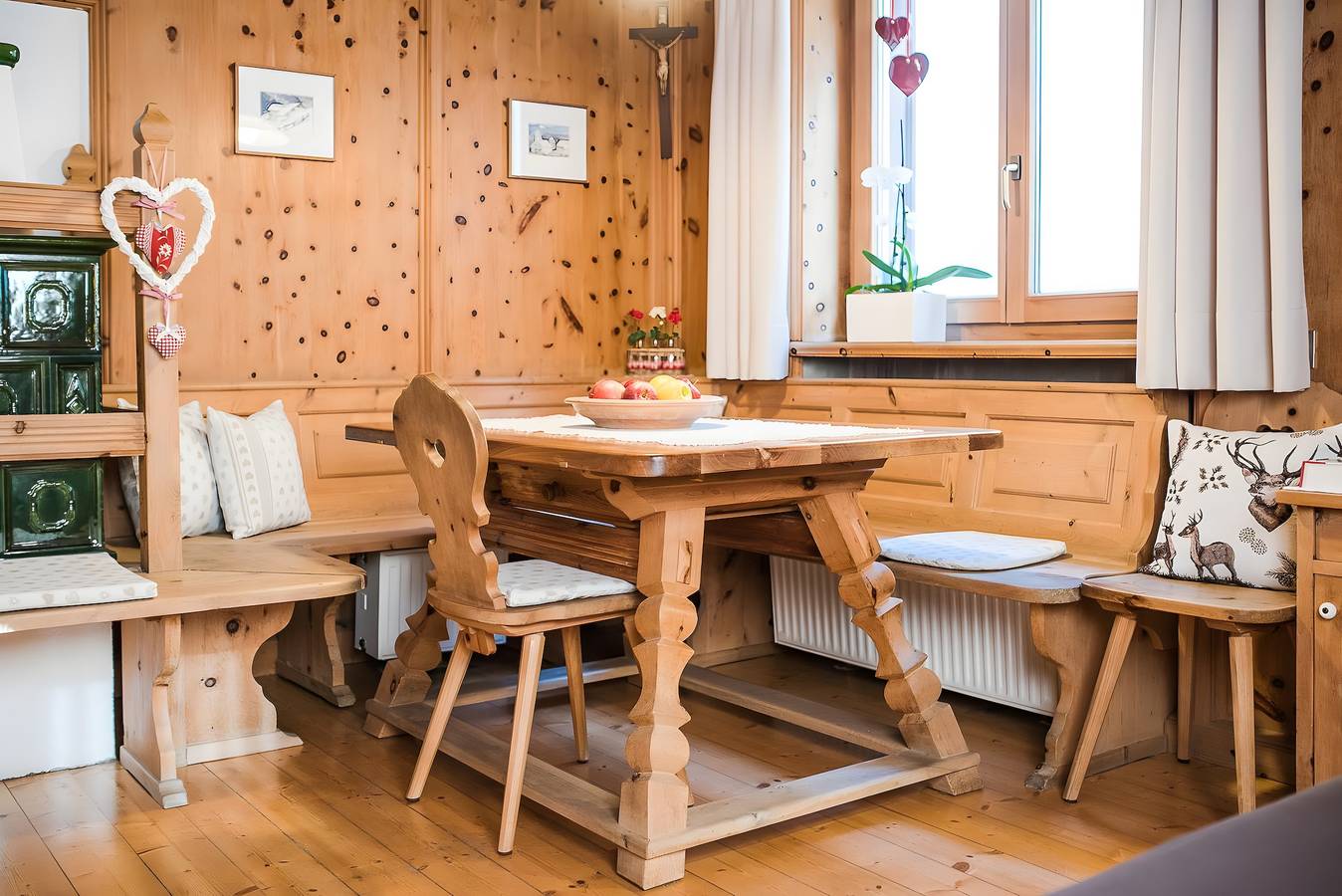 Ganze Wohnung, Ferienwohnung 'Draxlhof Latsch' mit Bergblick, Privatem Garten und Wi-Fi in Tarsch, Latsch