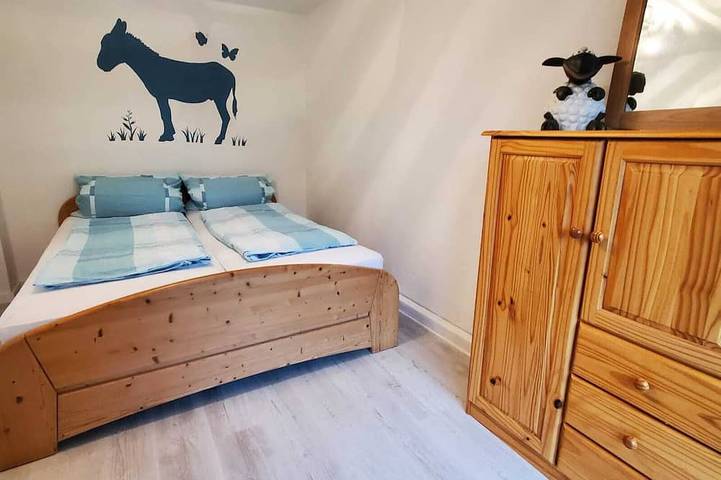 Apartamento entero, Vacation apartment \"Eselstube\"! Vacation on a farm in the Eifel in Nettersheim, Naturpark Hohes Venn-Eifel