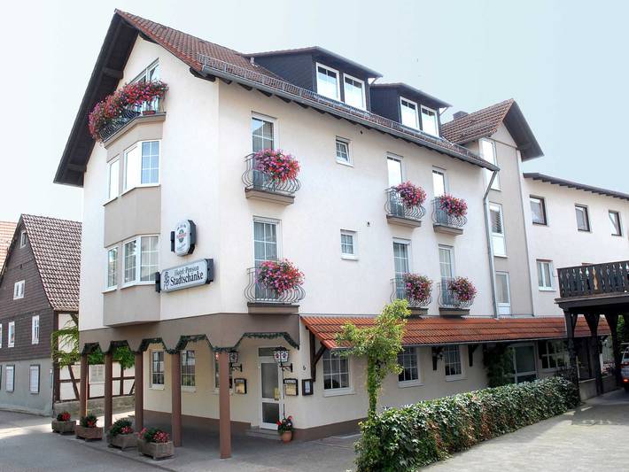 Hotel für 2 Personen, mit Balkon und Garten, mit Haustier in Bad König