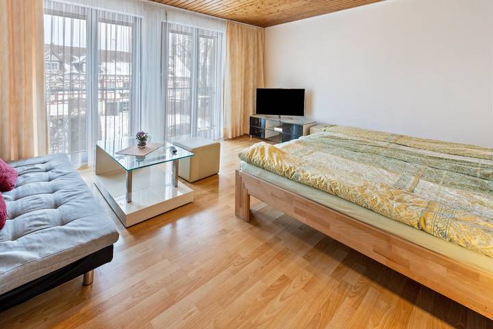 Ferienwohnung für 4 Personen, mit Seeblick und Balkon am Bodensee - 2