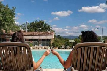 Camping für 5 Personen in Saint-Saturnin-lès-Apt, Regionaler Naturpark Luberon, Bild 4