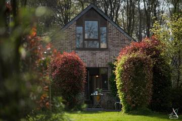 Gîte pour 2 personnes, avec vue et jardin à Wéris