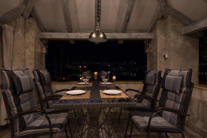 Gîte pour 4 personnes, avec vue et terrasse, animaux acceptés à Kotor - 4